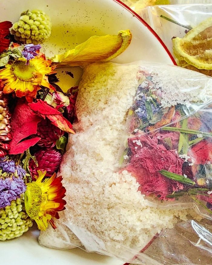 Winter Bath and Foot Soak Salt by Elk & Aura — photo 3