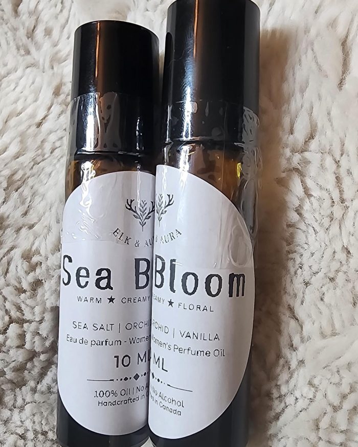 Essential oil perfume roll-on by Elk & Aura — photo 2